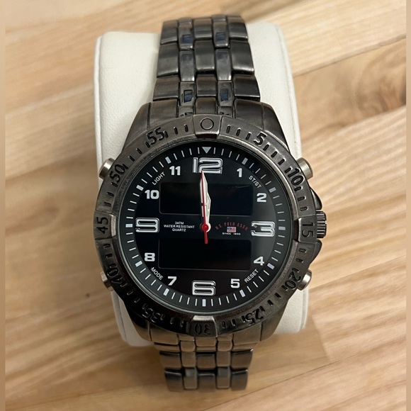 U.S. Polo Assn. Mens Watch Analog and Digital Light Stop Clock Gray Metal Band - Picture 4 of 12